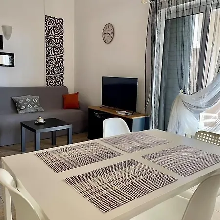 Apartment In Nea Styra